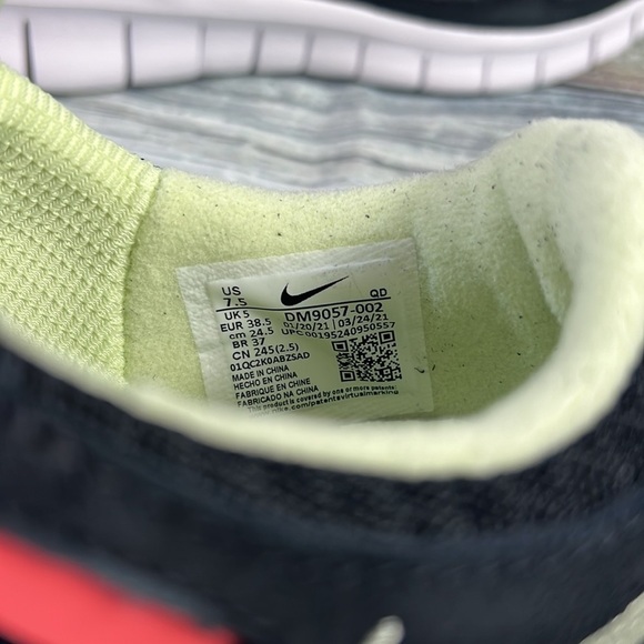 Women’s Nike Free Run 2 Black/Lime Ice-Magic Ember Noir/Glace Citr Vert Size 7.5 - Picture 8 of 9